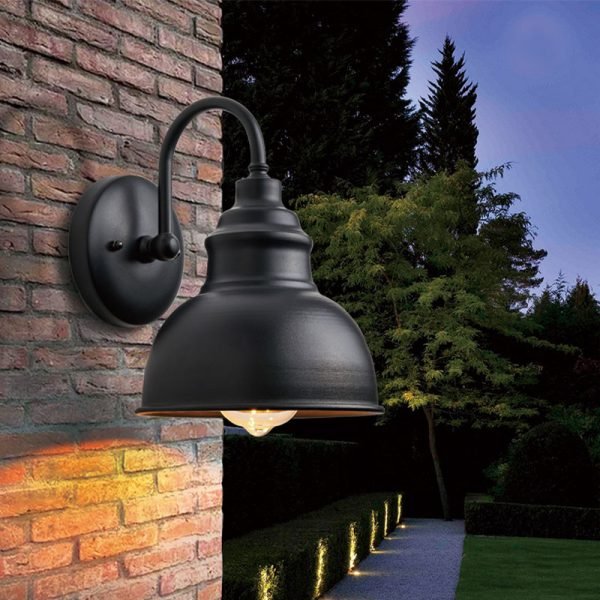 outdoor wall light (2)